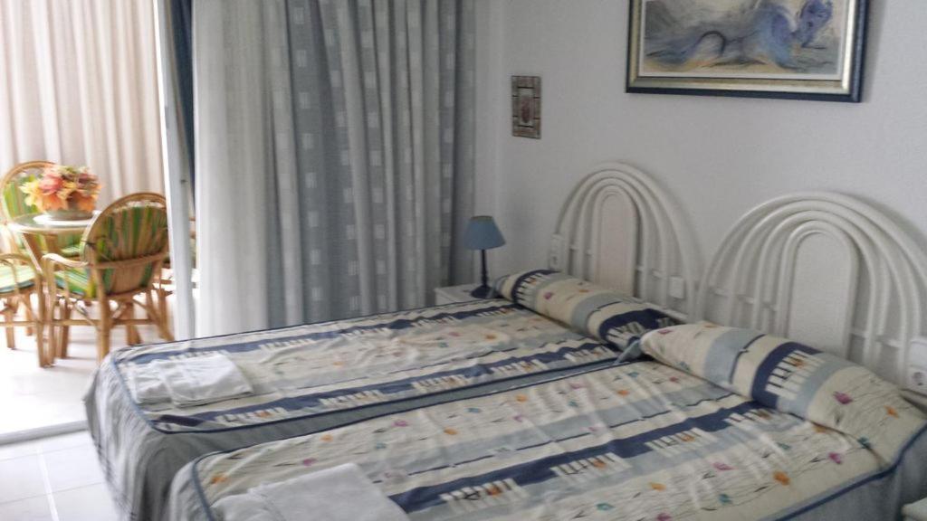 Apartamentos Cervantes Benidorm Exterior photo
