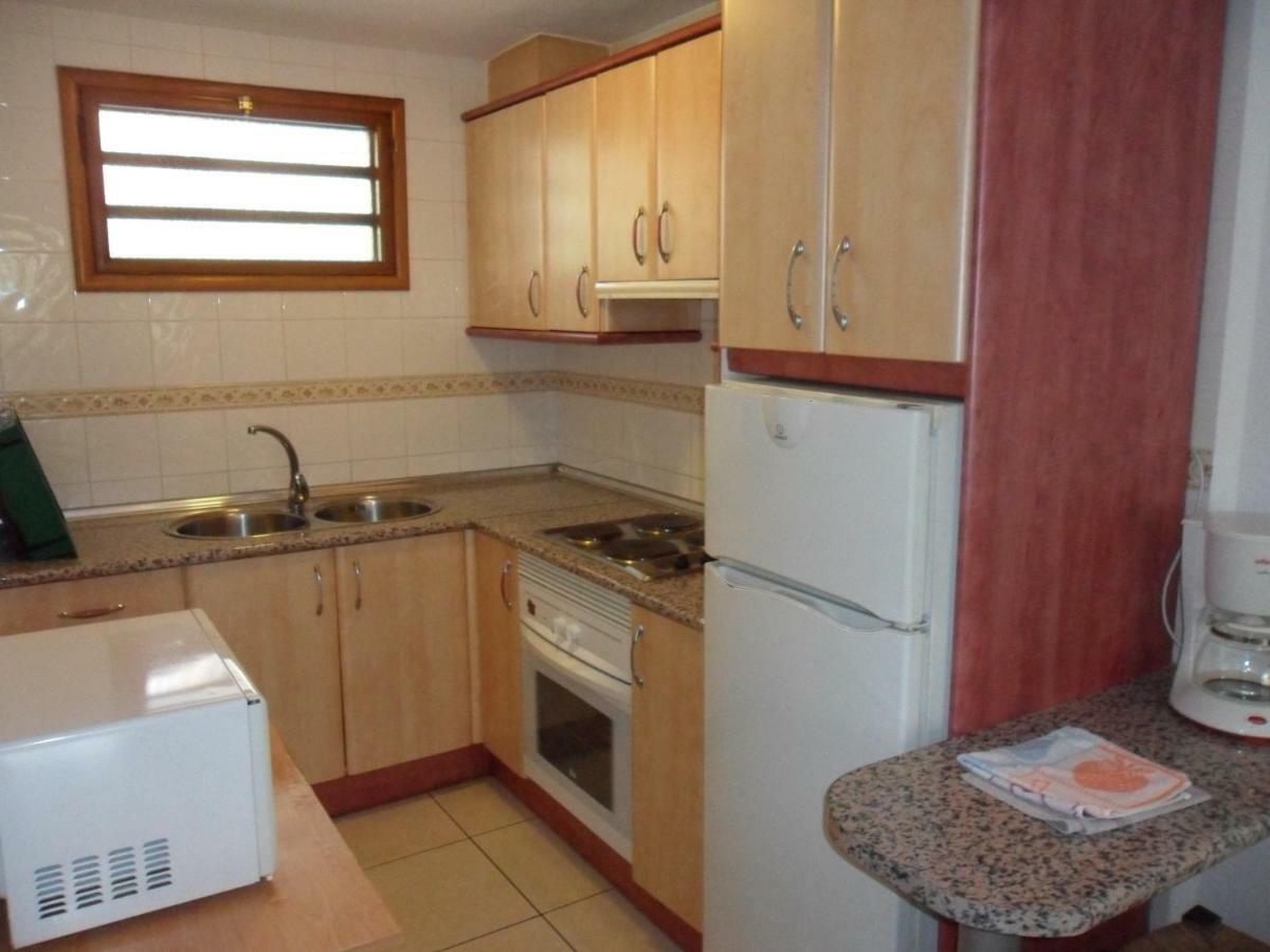 Apartamentos Cervantes Benidorm Exterior photo